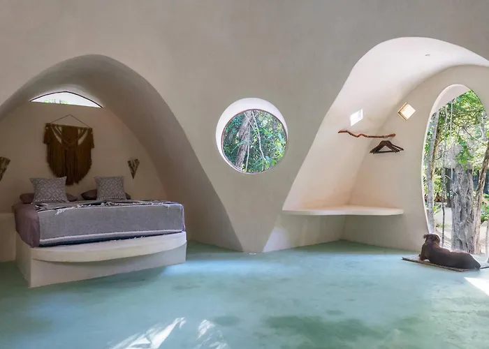 Unique Jungle Dome 2 Queen Beds Tulum